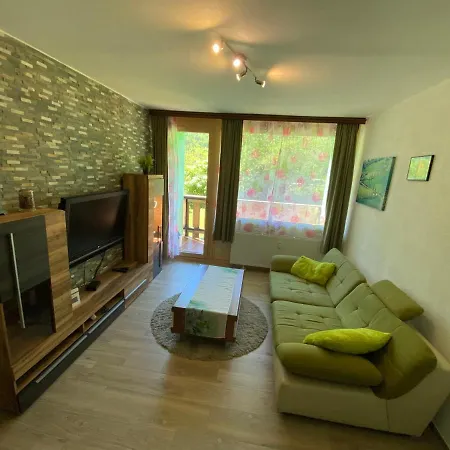 Angi Apartment *